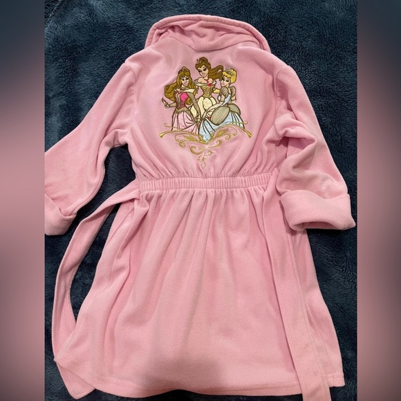 Princess robe - Picture 2 of 3